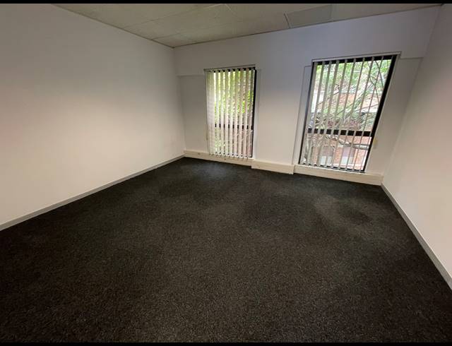 822M² OFFICE TO LET IN PARKTOWN